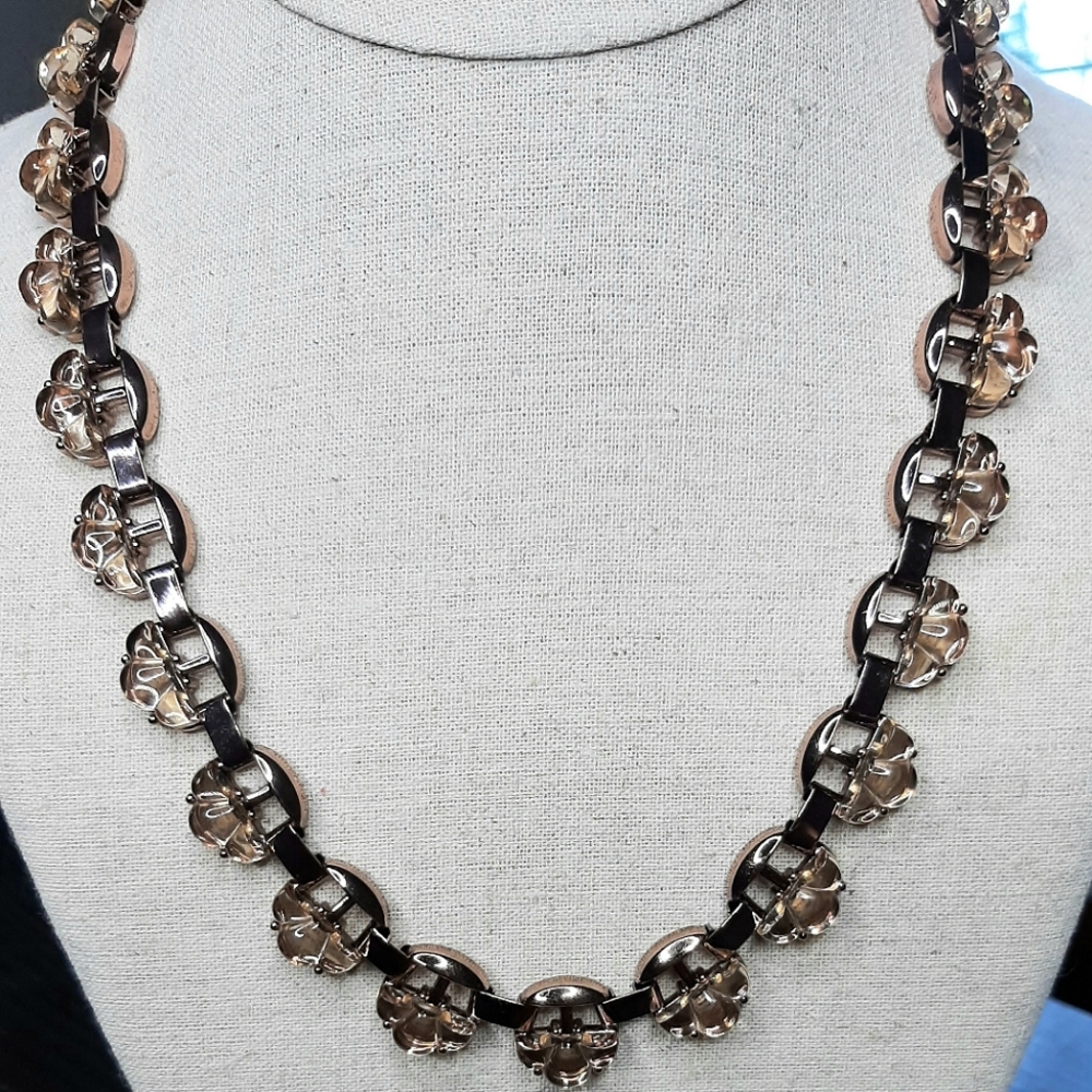 Stella & Dot Rose Gold necklace with pinkish/clear/neutral stones